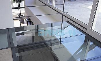 Стеклянный потолок на межэтажной площадке в Перми. Готовые проекты ПерилаГлавСнаб