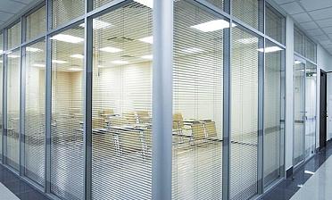 Cтеклянные перегородки - вариант 4 купить в Перми