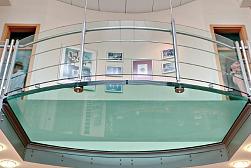 Стеклянные полы в квартире в Перми. Готовые проекты ПерилаГлавСнаб - фото 11